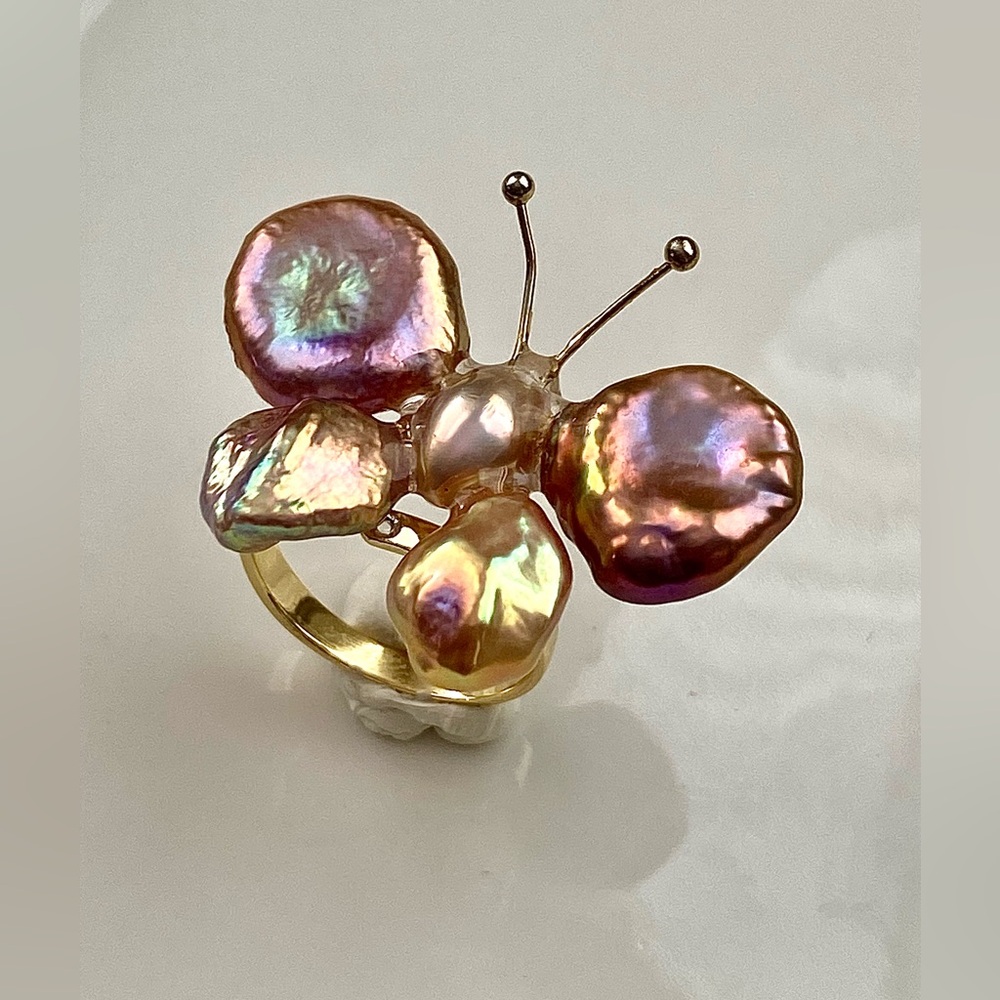 R22- Premium S925 Petal Pearl Butterfly Adjustable Ring
